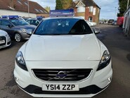 Volvo V40 D2 R-DESIGN 2