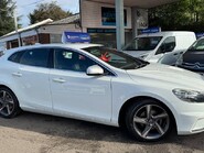 Volvo V40 D2 R-DESIGN 9