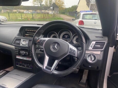 Mercedes-Benz E Class E220 BLUETEC AMG LINE 15