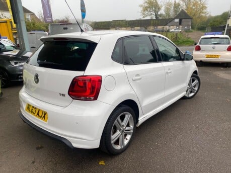 Volkswagen Polo R LINE TSI 4