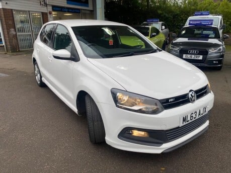 Volkswagen Polo R LINE TSI 7