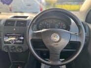 Volkswagen Polo SE 17