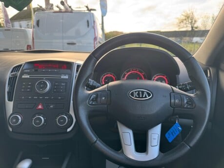 Kia Ceed 2 SW 25