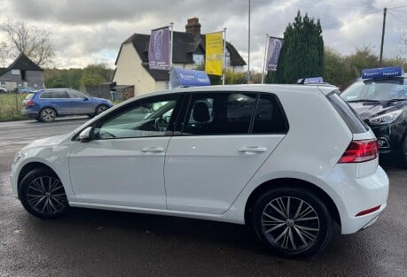 Volkswagen Golf SE TSI BLUEMOTION TECHNOLOGY 5