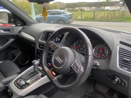 Audi Q5 2.0 TDI S line Plus S Tronic quattro Euro 5 (s/s) 5dr 9