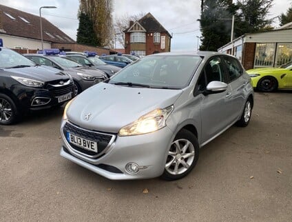 Peugeot 208 ACTIVE HDI