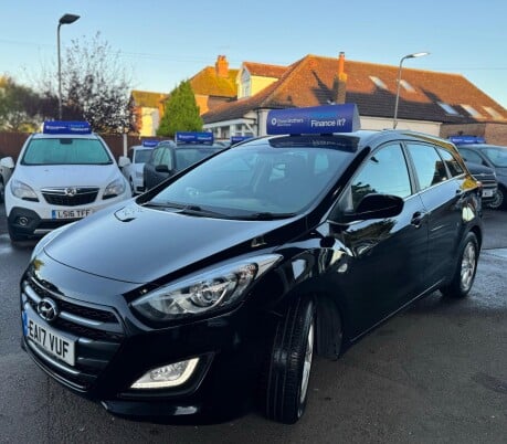 Hyundai i30 CRDI SE BLUE DRIVE 3