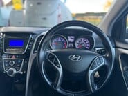 Hyundai i30 CRDI SE BLUE DRIVE 26