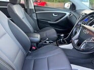 Hyundai i30 CRDI SE BLUE DRIVE 30