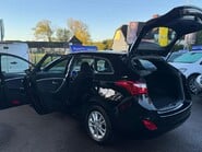 Hyundai i30 CRDI SE BLUE DRIVE 39