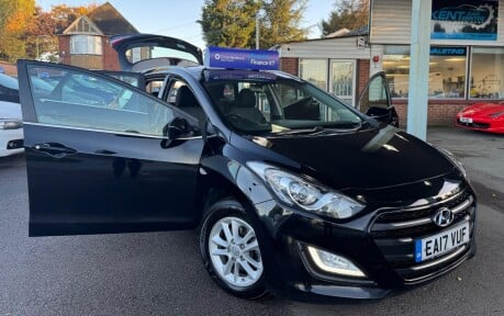 Hyundai i30 CRDI SE BLUE DRIVE 40