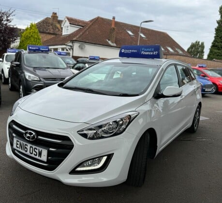 Hyundai i30 SE NAV 3