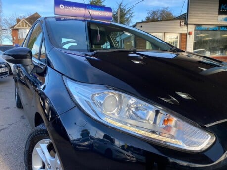 Ford Fiesta ZETEC 13