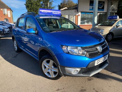 Dacia Sandero Stepway LAUREATE TCE