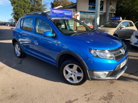 Dacia Sandero Stepway LAUREATE TCE 10