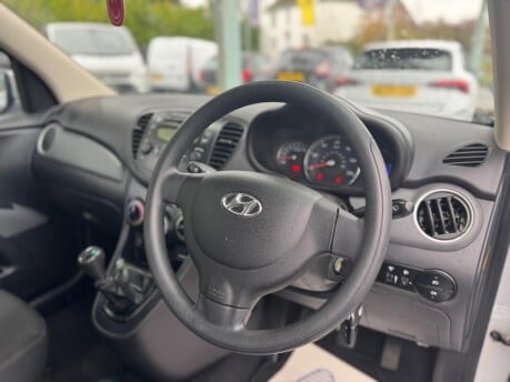 Hyundai i10 ACTIVE 28