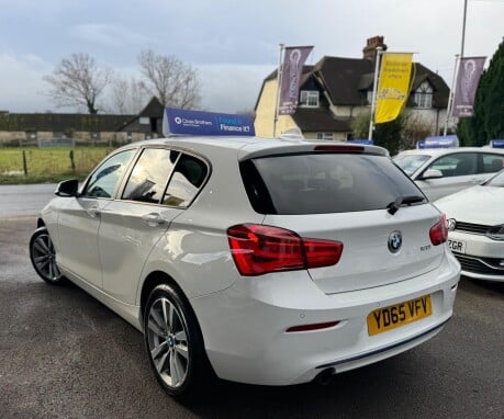 BMW 1 Series 120I SPORT 6