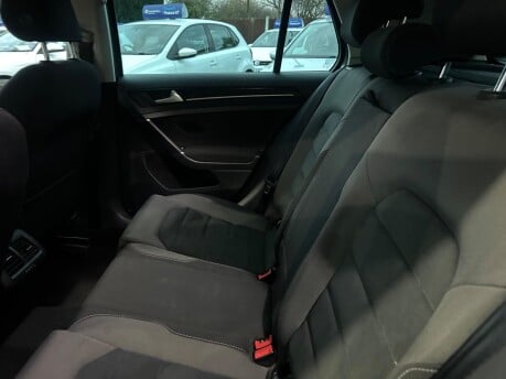 Volkswagen Golf GT TDI BLUEMOTION TECHNOLOGY 27