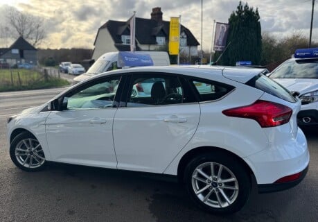 Ford Focus ZETEC TDCI 5