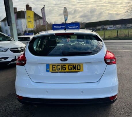 Ford Focus ZETEC TDCI 7