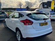 Ford Focus ZETEC TDCI 6