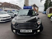 Mini Countryman ONE 2