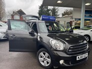 Mini Countryman ONE 16