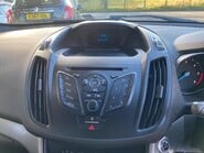 Ford Kuga ZETEC TDCI 16