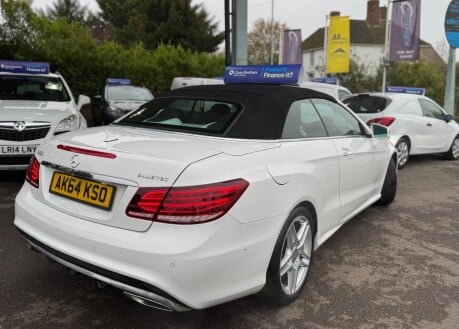 Mercedes-Benz E Class E220 BLUETEC AMG LINE 8