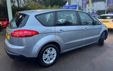 Ford S-Max ZETEC TDCI 8