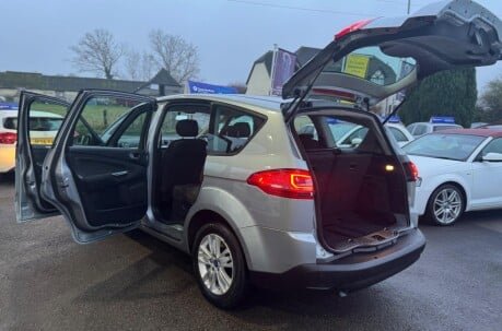 Ford S-Max ZETEC TDCI 36