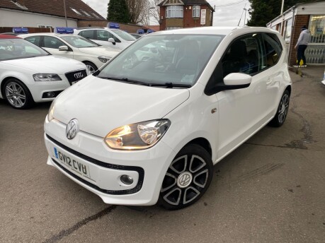 Volkswagen Up HIGH UP 1