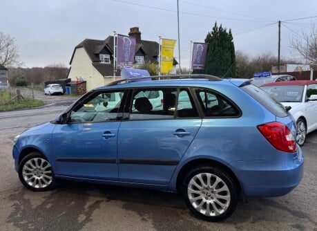 Skoda Fabia ELEGANCE TSI 5