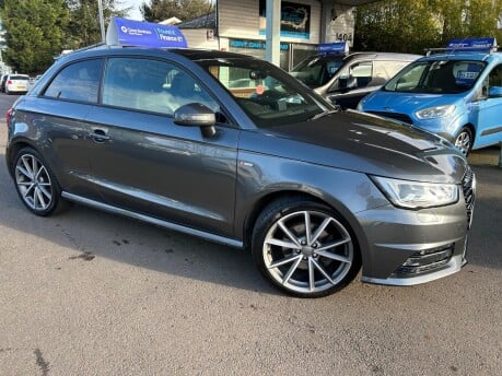 Audi A1 TDI BLACK EDITION NAV 8