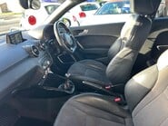 Audi A1 TDI BLACK EDITION NAV 29