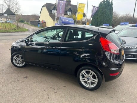 Ford Fiesta ZETEC 12