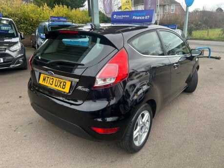 Ford Fiesta ZETEC 16