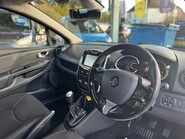 Renault Clio DYNAMIQUE NAV 16V 29