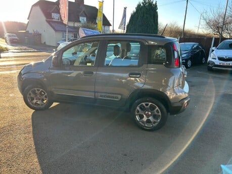 Fiat Panda CITY CROSS MHEV 13