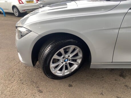 BMW 3 Series 320D SE TOURING 14