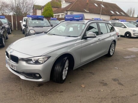 BMW 3 Series 320D SE TOURING 3