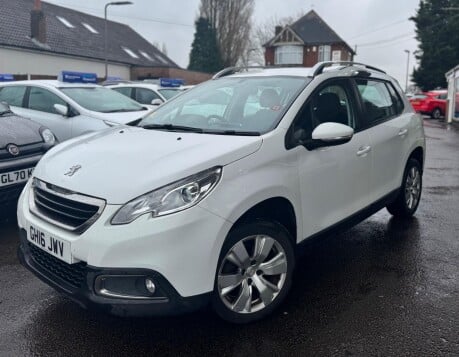 Peugeot 2008 BLUE HDI ACTIVE 1