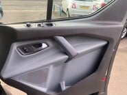 Ford Transit Custom 290 LIMITED LR P/V 28