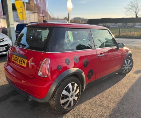 Mini Hatch 1.6 One CVT Euro 4 3dr 4