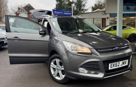 Ford Kuga ZETEC TDCI 33