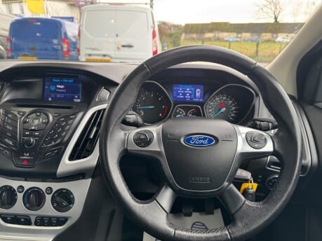 Ford Focus ZETEC TDCI 23