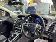 Ford Focus ZETEC TDCI 29