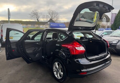 Ford Focus ZETEC TDCI 36