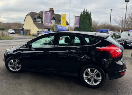 Ford Focus ZETEC TDCI 4