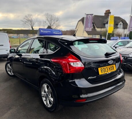 Ford Focus ZETEC TDCI 5